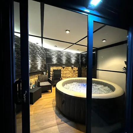 Ante Apartment